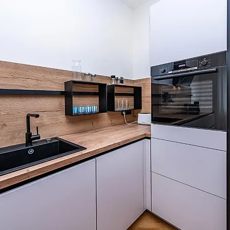 Appartement Bright Designer With 2br, 2ba And Free Parking